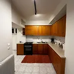Davelis House *