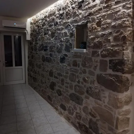 Hébergement de vacances Davelis House *