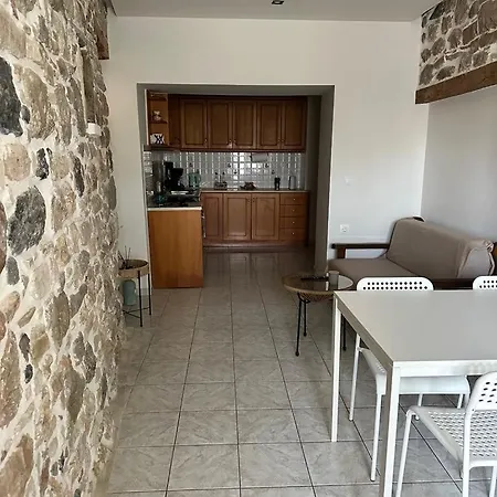 Hébergement de vacances Davelis House *